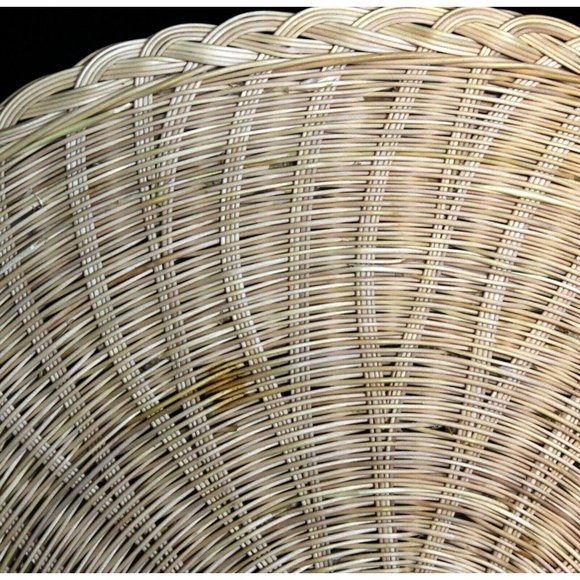 Two Piece Set Tan Trivets Woven Round Shape Grass Placemats 12" Diameter - Picture 5 of 11